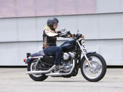 Harley-Davidson 883 Sportster Standard #14