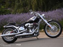 Harley-Davidson CVO Breakout #9