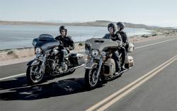 Harley-Davidson Electra Glide Road King Classic #13