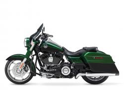 Harley-Davidson FLHRSE Screamin` Eagle Road King #13