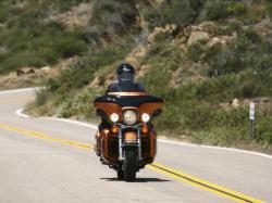 Harley-Davidson FLHTCU Ultra Classic Electra Glide #11