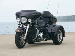 Harley-Davidson FLHTCUTG Tri Glide Ultra Classic #12