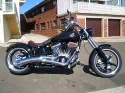 Harley-Davidson FXCW Softail Rocker #5