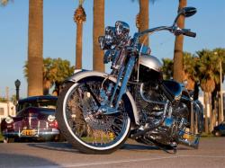 Harley-Davidson Softail Heritage Springer #7