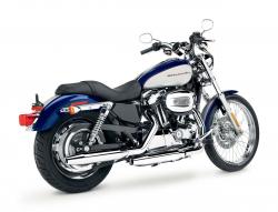 Harley-Davidson Sportster 1200 Custom #4