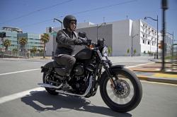 Harley-Davidson Sportster Iron 883 Dark Custom 2013 #4
