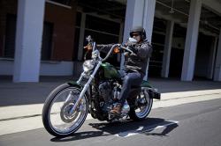 Harley-Davidson Sportster Seventy-Two Dark Custom #9
