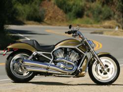 Harley-Davidson VRSCAW V-Rod #11