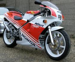 Honda NSR250R #8