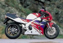 Honda RVF750 / RC 45 1997 #10
