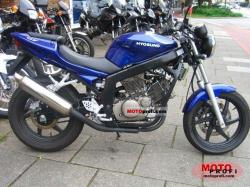 Hyosung GT 125 Naked / GT125 Comet #2