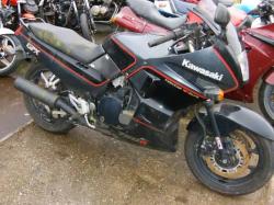 Kawasaki GPX750R #8