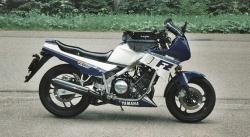 Yamaha FZ 750 Genesis (reduced effect) #8