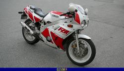 Yamaha FZR 400 1989 #2