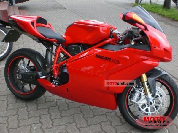 2005 Ducati 749 R