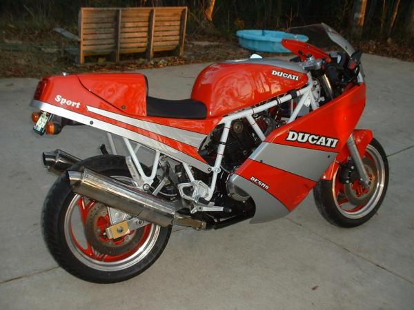 1990 Ducati 750 Sport