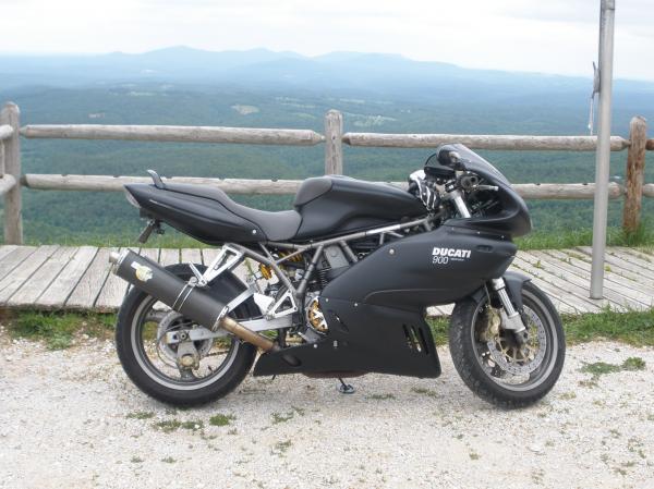 Ducati 750 Sport Dark FF