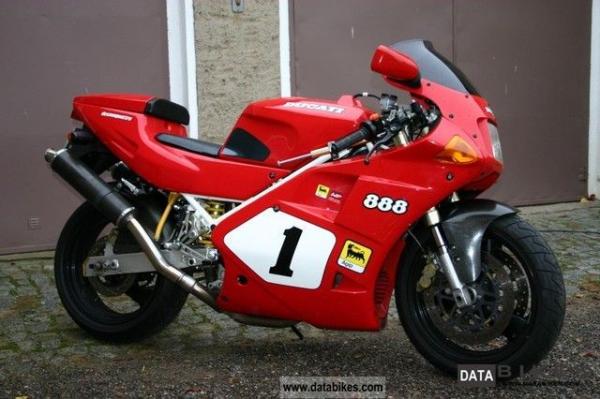 1992 Ducati 851 SP 4