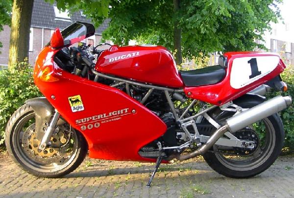 Ducati 900 SL Superlight