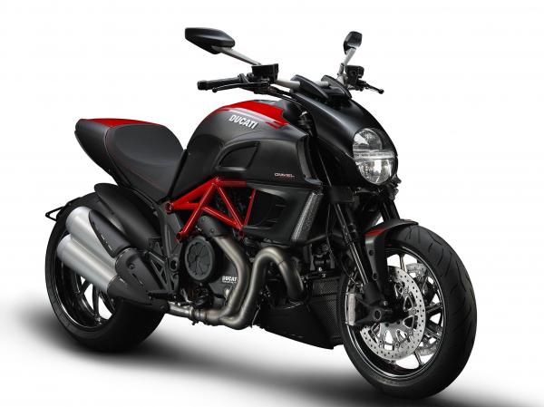 Ducati Diavel Carbon 2014 #1