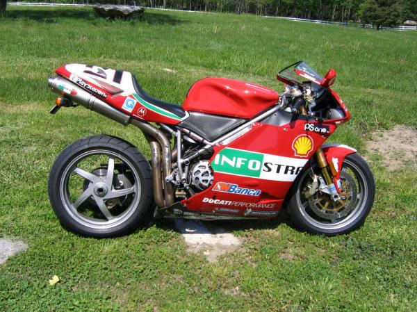 Ducati Superbike 1098R Bayliss LE
