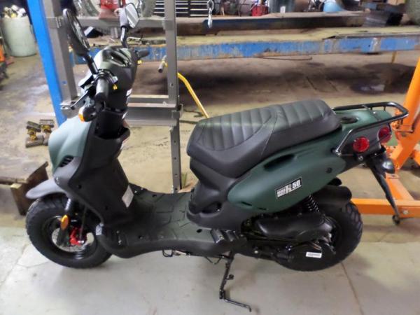 Genuine Scooter Roughhouse R50