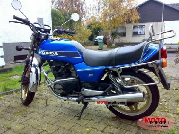 1980 Honda CB400N (reduced effect)