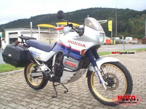 1988 Honda XL600V Transalp (reduced effect)