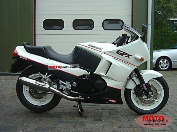 Kawasaki GPX600R #1