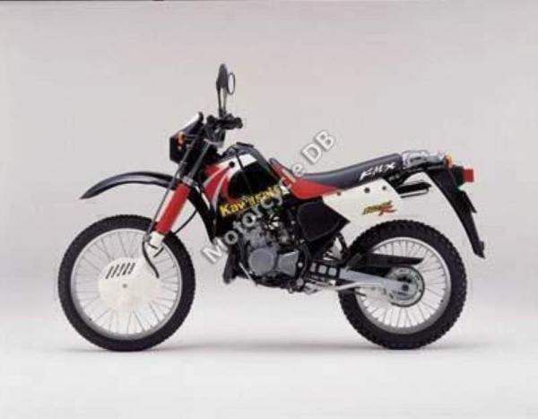 1988 Kawasaki KMX125 (reduced effect)