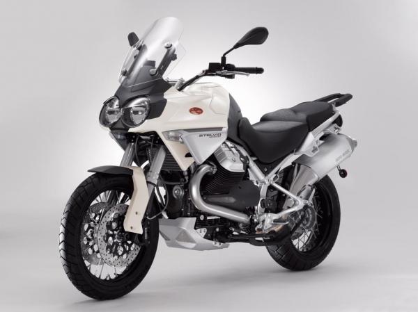 Moto Guzzi Stelvio 1200 4V