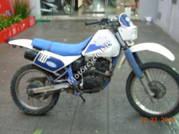 1991 Suzuki DR 125