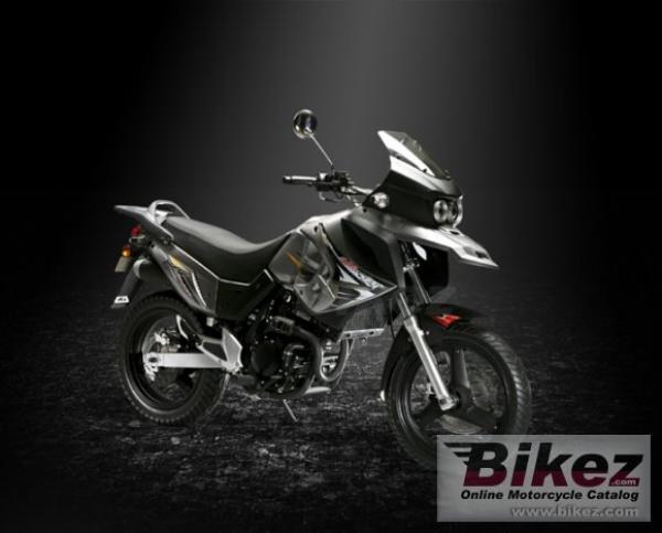 Xingyue XY 250GY Dirt Bike shows the nature 