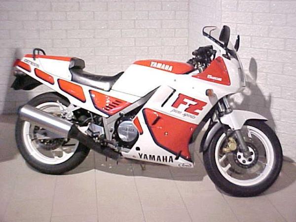 Yamaha FZ 750 Genesis