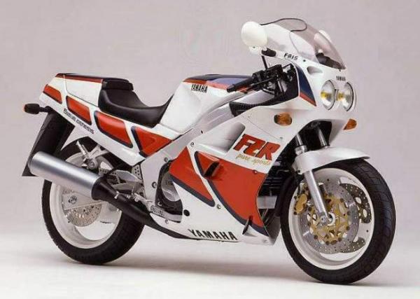 1987 Yamaha FZR 1000 Genesis