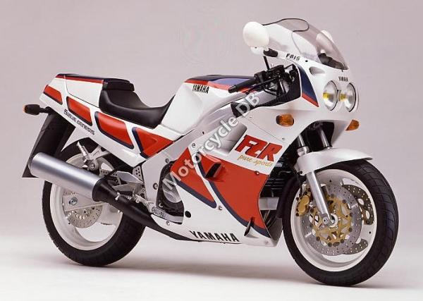 1988 Yamaha FZR 1000 Genesis (reduced effect)