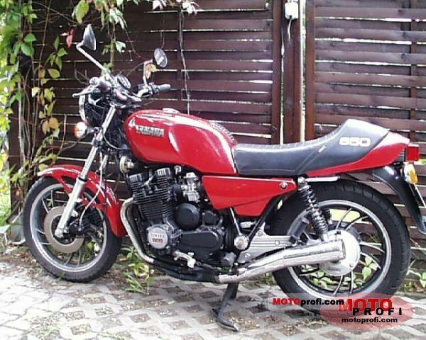 1982 Yamaha XJ 650 (reduced effect)