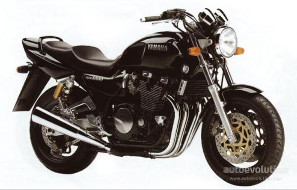 1998 Yamaha XJR 1200