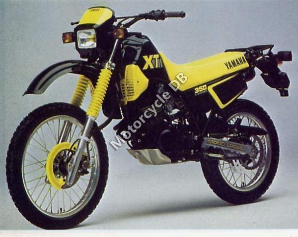 1986 Yamaha XT 350 (reduced effect)