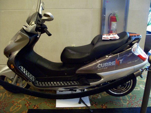 Current Motor Maxi Scooter #3