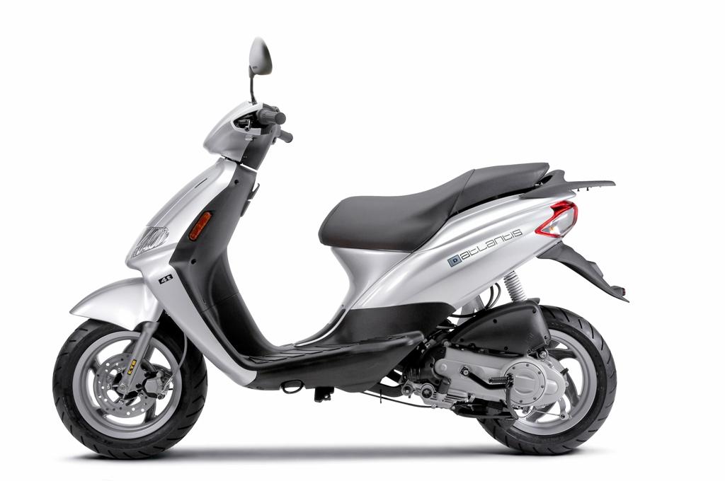 Derbi Derbi Atlantis City 100 4T Moto ZombDrive COM Derbi Derbi Atlantis City 100 4T Moto ZombDrive COM