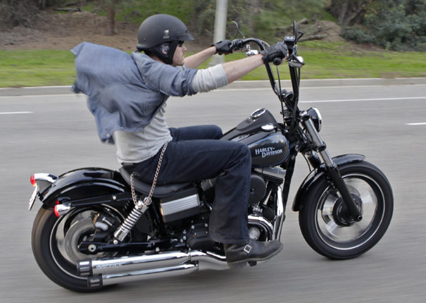Harley-Davidson Street Bob Dark Custom #5