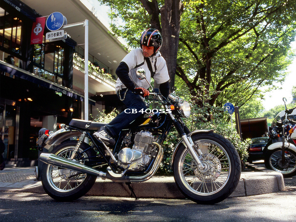 Honda CB400SS #9