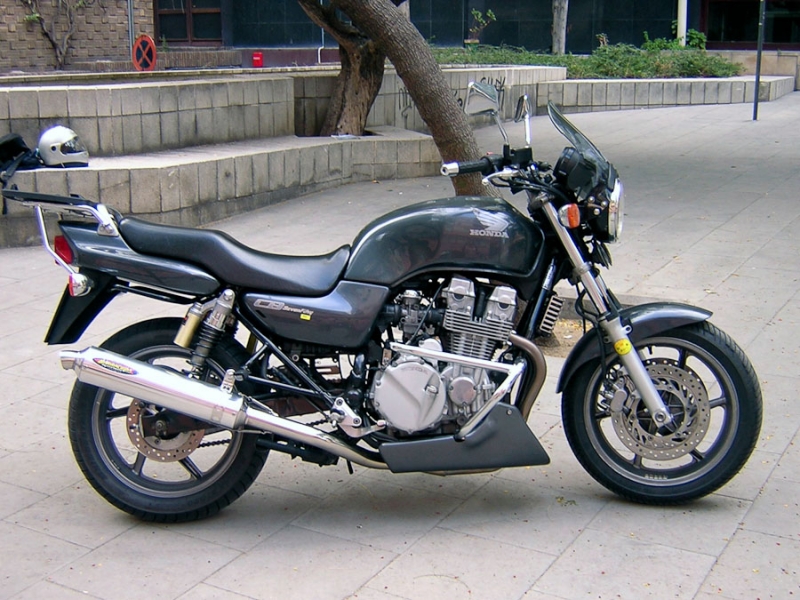 Honda CB750 Seven Fifty #5