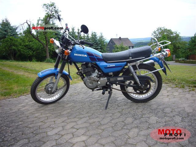 1982 Honda CM200T (reduced effect) #2