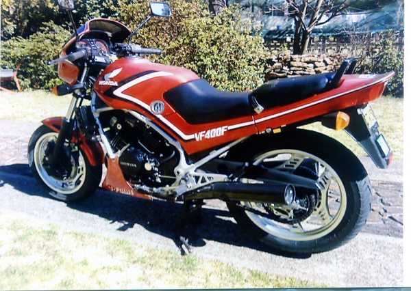 Honda VF400F 1987 #10