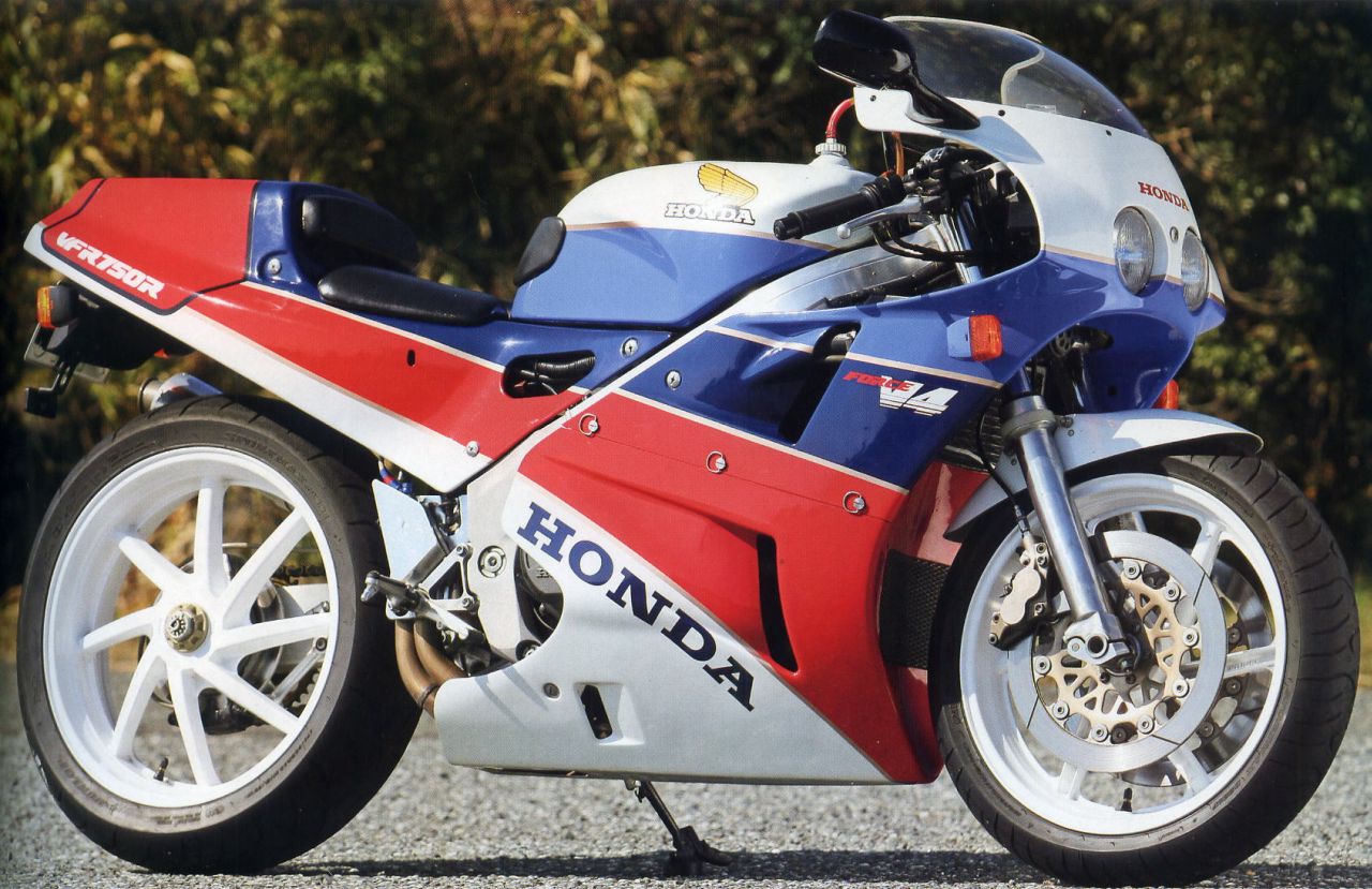Honda VFR750R / RC30 #3
