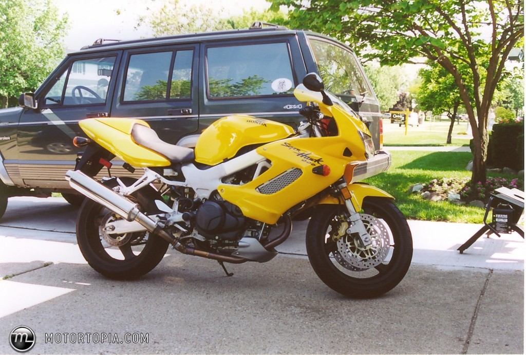 Honda VTR1000F Firestorm / Super Hawk 2003 #13