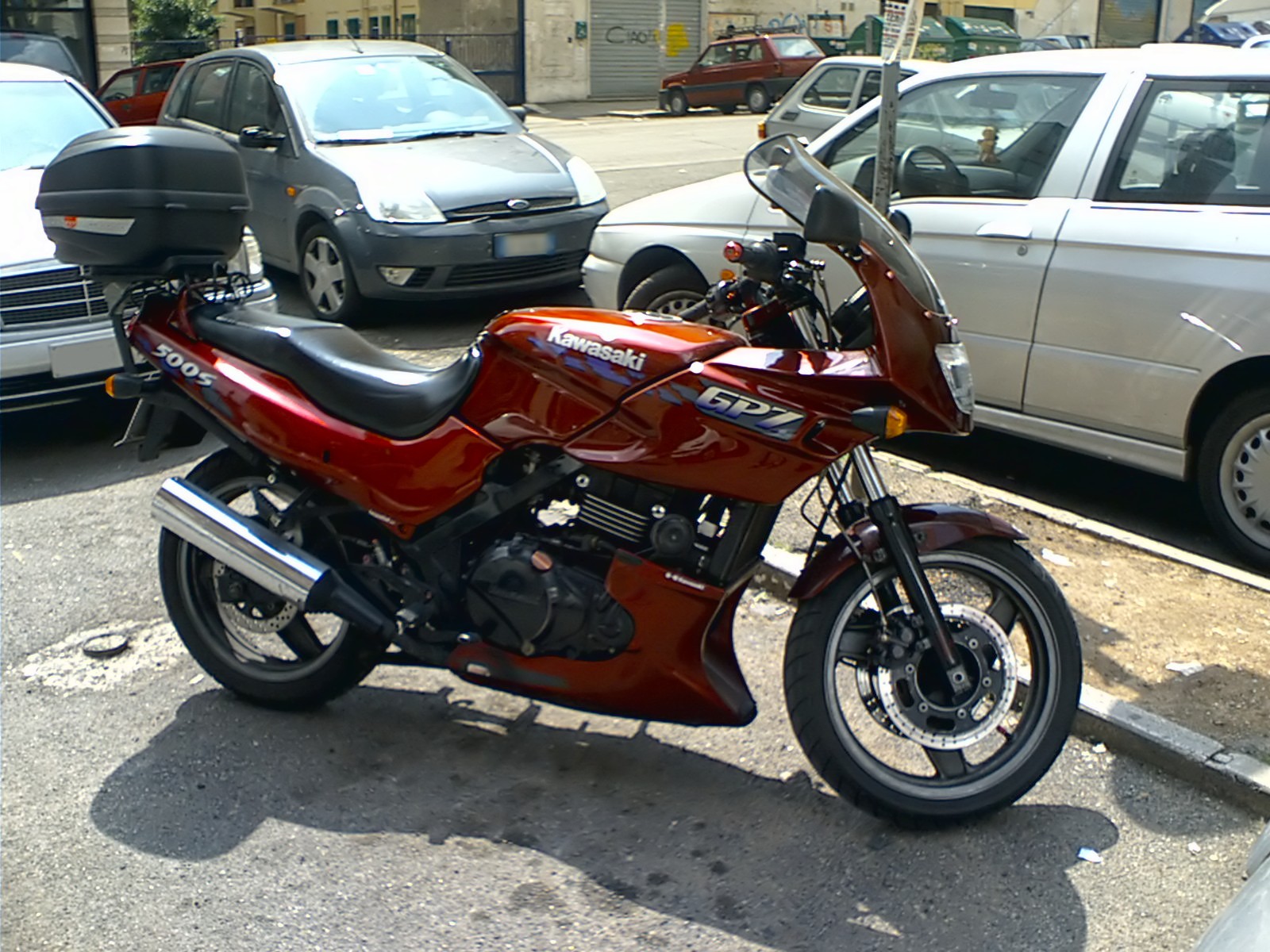 Kawasaki GPZ500S 2000 #9