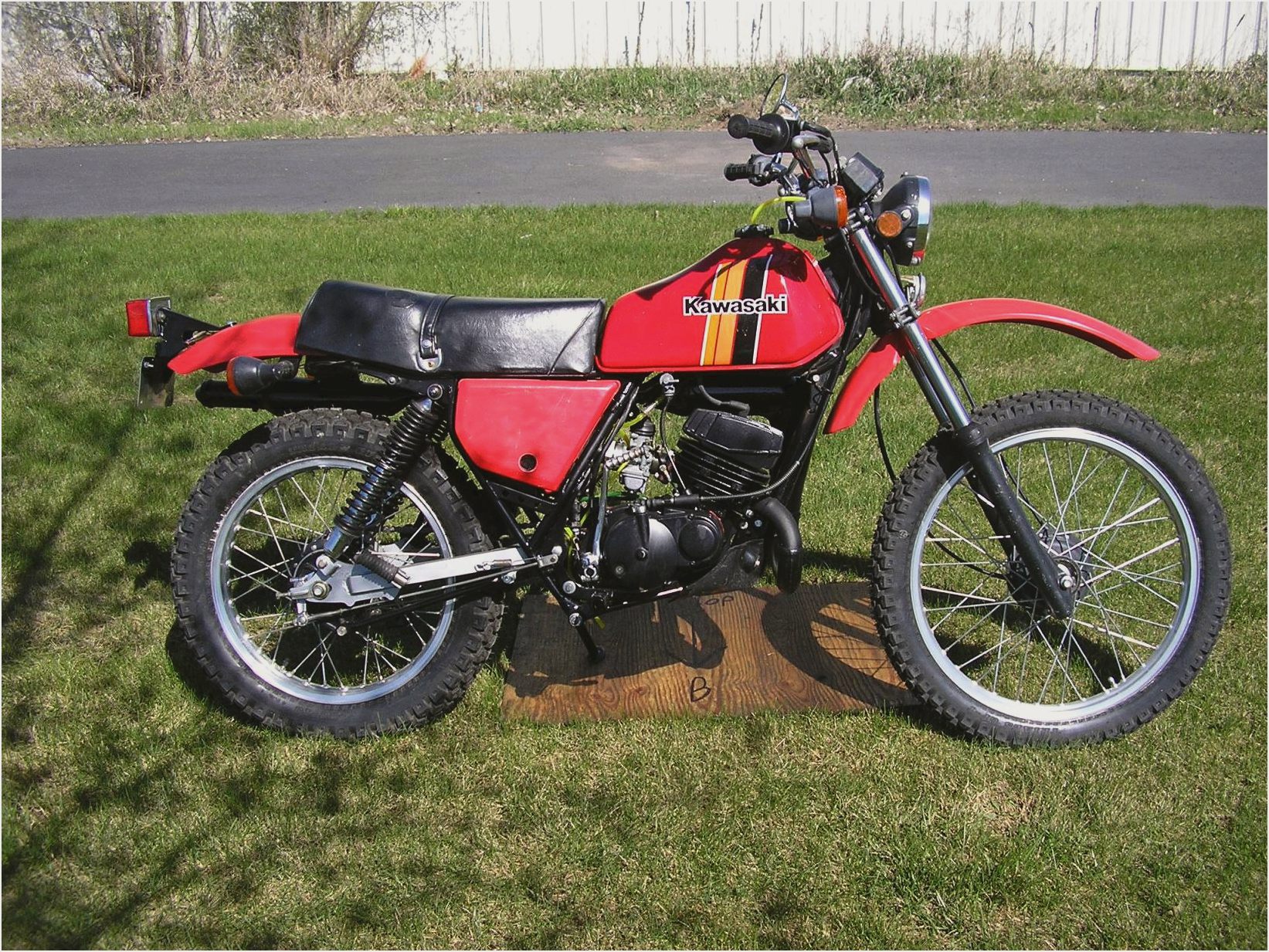 Kawasaki KE175 1983 #2
